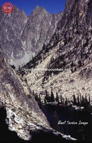 War Bonnet Lake and Valley