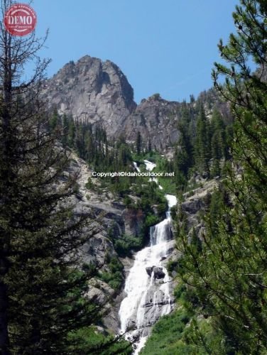 Sawtooth Wilderness Lower Goat Falls 