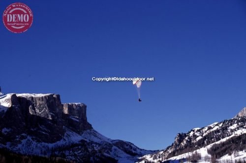 Parasailer Val Gardenia Italy